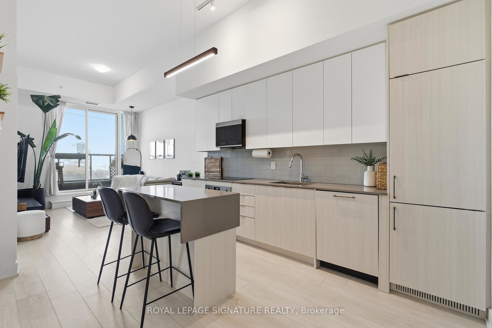 2489-taunton-road-oakville-ontario-w13041340