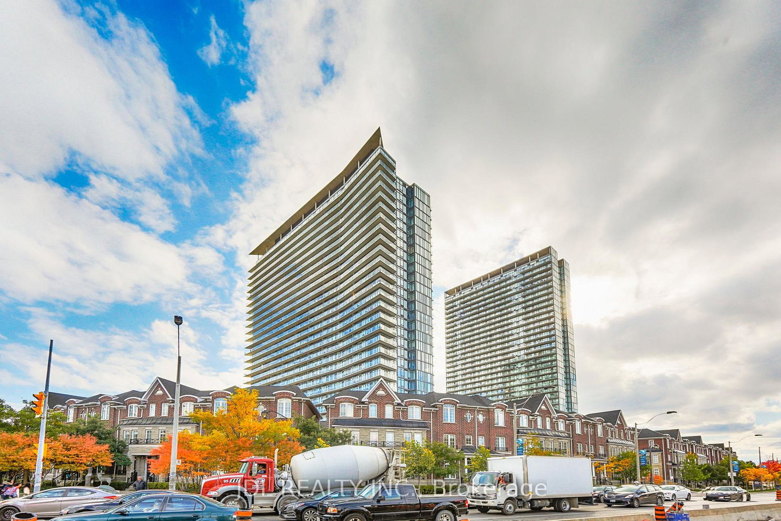 105-the-queensway-avenue-toronto-ontario-w13041372