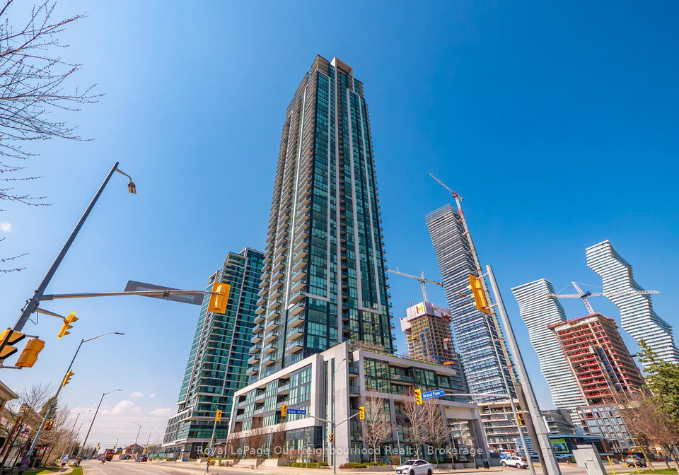 3975-grand-park-drive-mississauga-ontario-w13041376