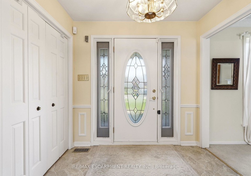 360-pomona-avenue-burlington-ontario-w13041434