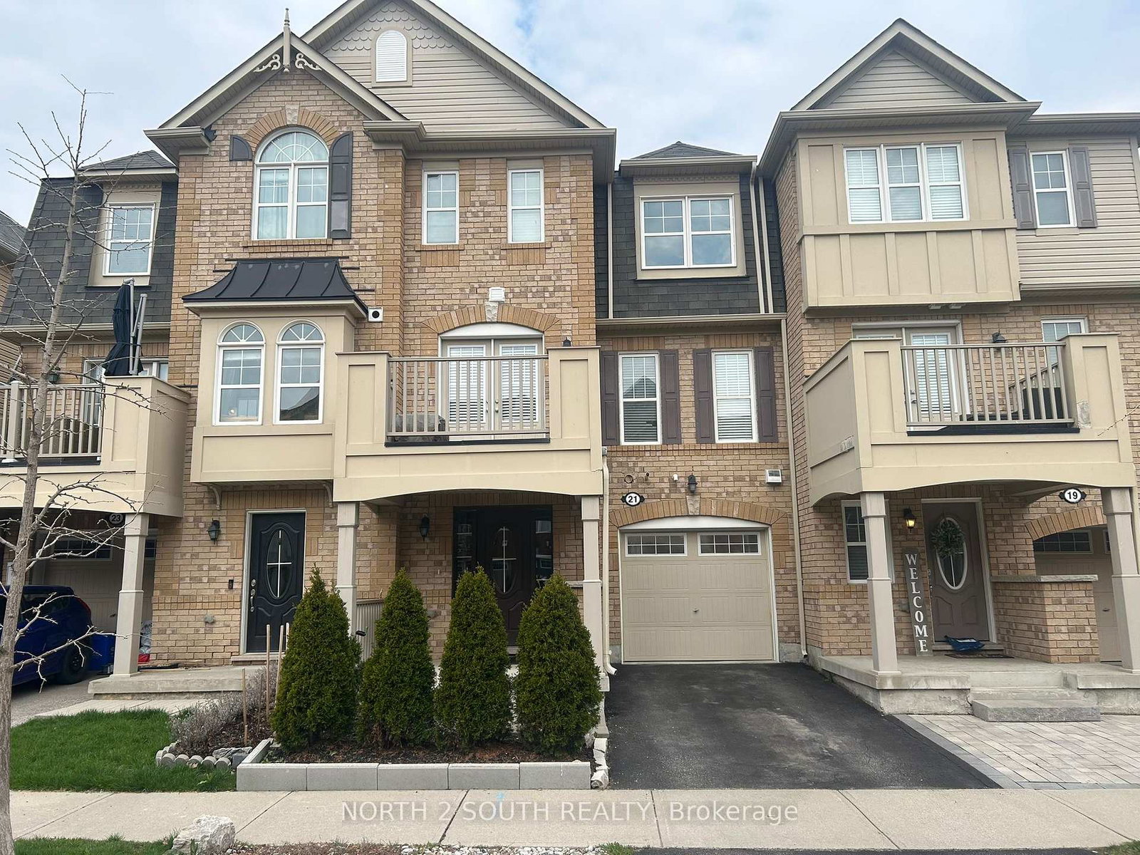 21-suitor-court-milton-ontario-w13041818
