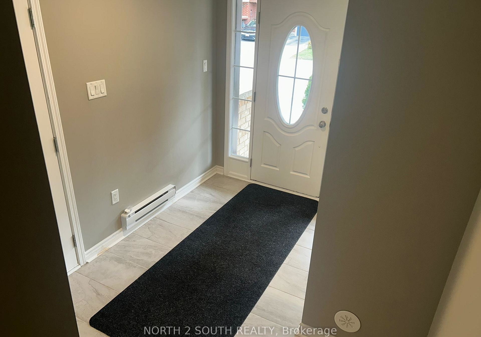 21-suitor-court-milton-ontario-w13041818