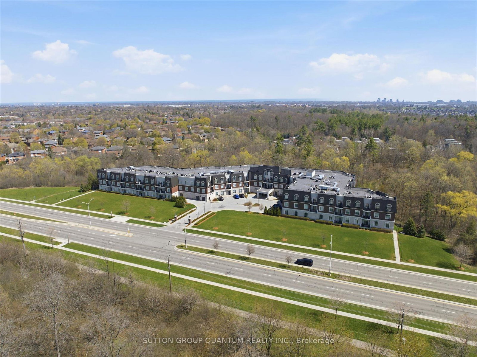2300-upper-middle-road-w-oakville-ontario-w13042008