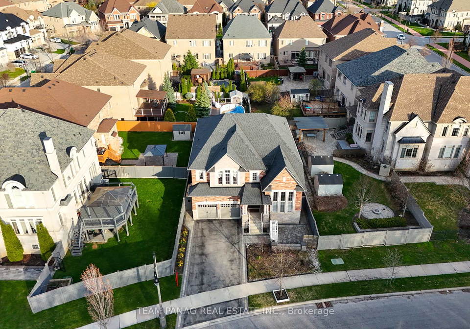 39-dalmeny-drive-brampton-ontario-w13042038