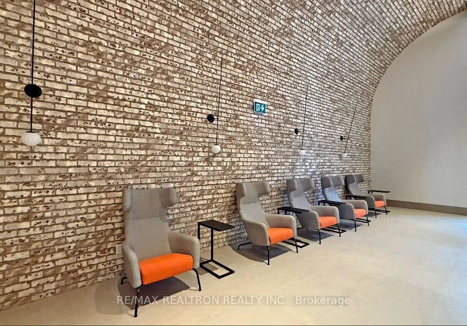 285-dufferin-street-toronto-ontario-w13042260