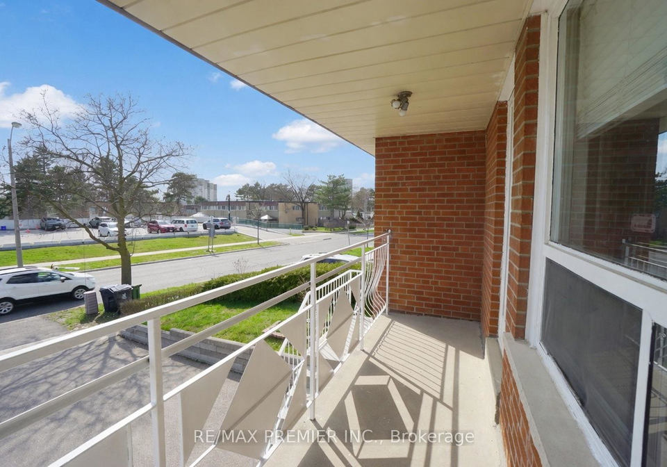 258-grandravine-drive-york-ontario-w13042554