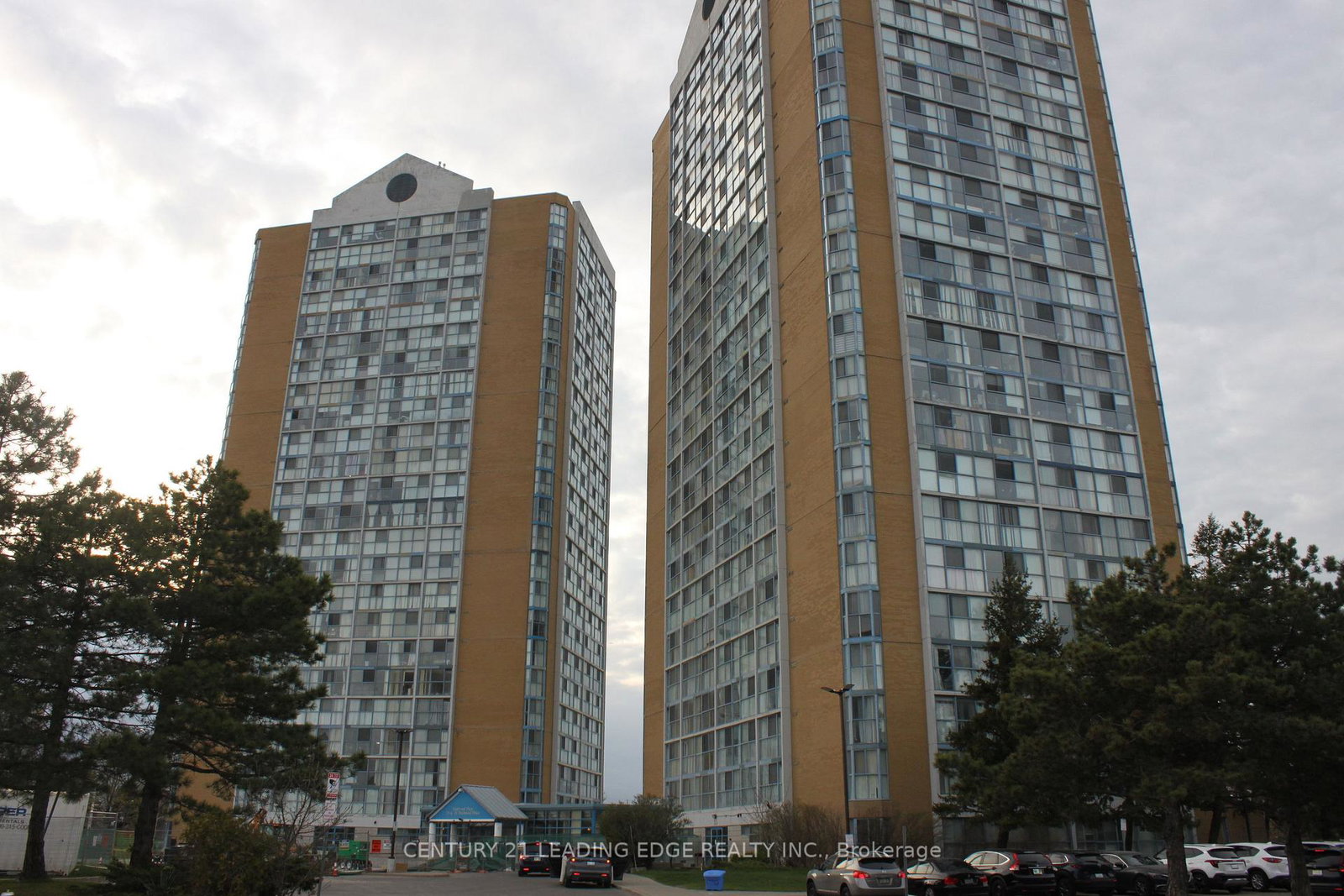 25-trailwood-drive-mississauga-ontario-w13042878