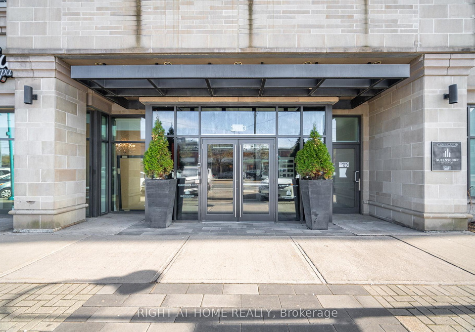 3563-lake-shore-boulevard-w-etobicoke-ontario-w13043132
