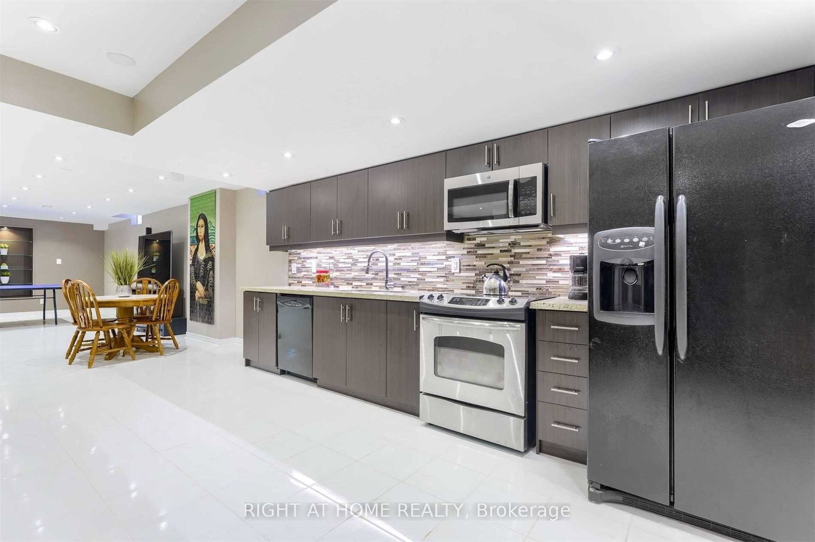 1565-portsmouth-basement-place-mississauga-ontario-w13043160
