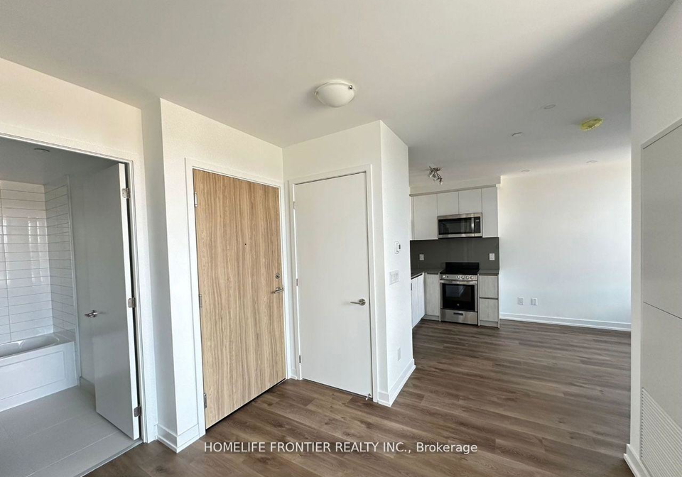 3100-keele-street-york-ontario-w13043274