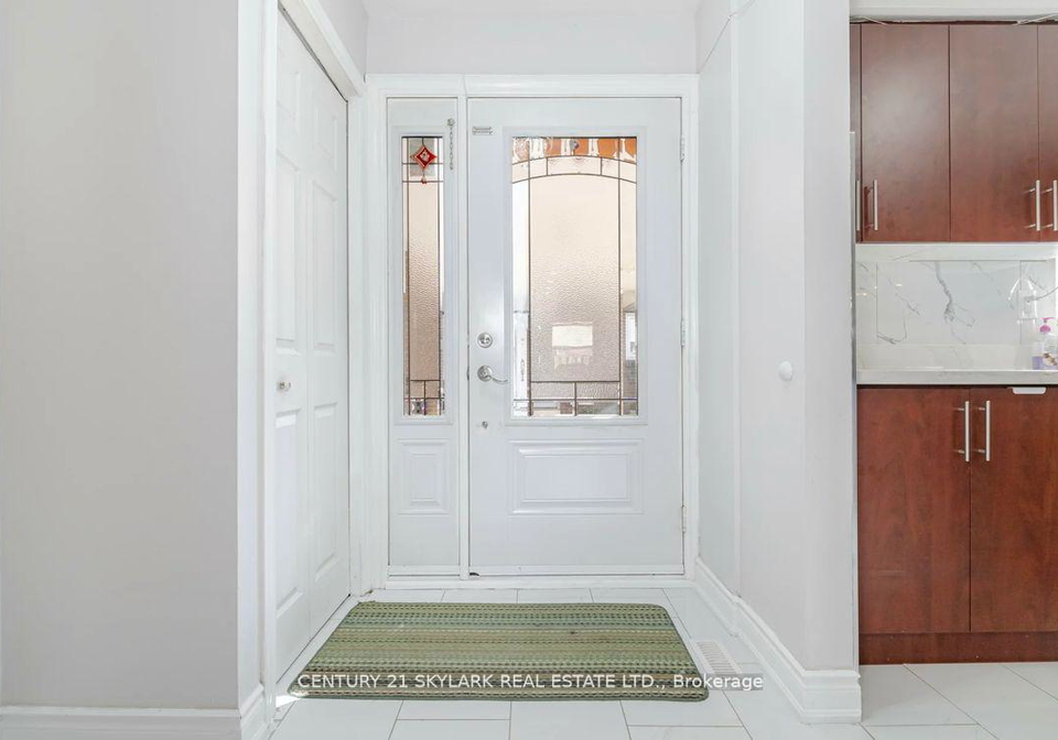 435-silverstone-drive-etobicoke-ontario-w13043302