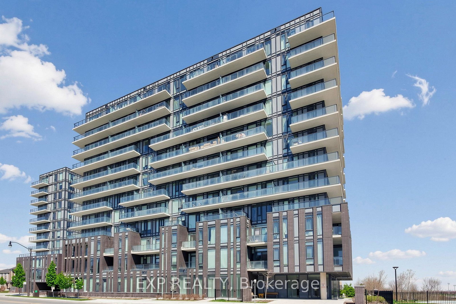 215-veterans-drive-brampton-ontario-w13043374