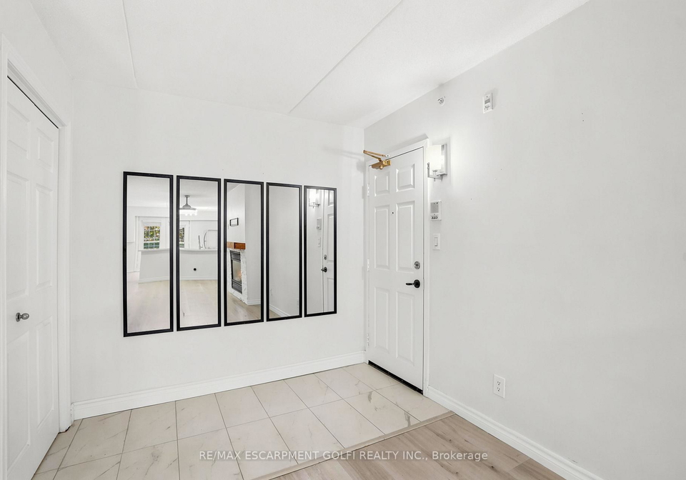 4003-kilmer-drive-burlington-ontario-w13043398