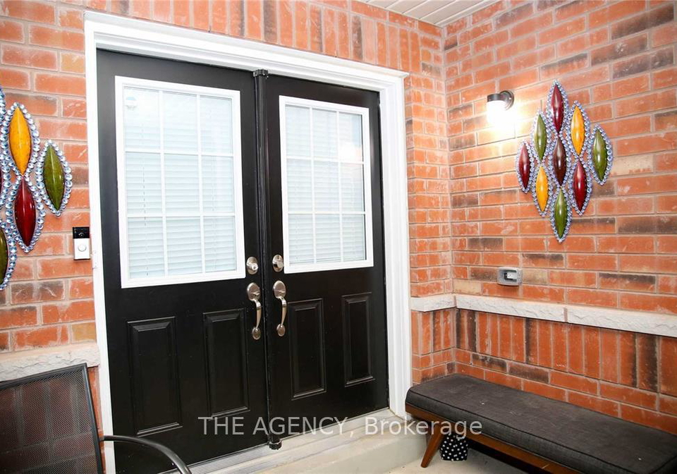 647-mockridge-terrace-s-milton-ontario-w13043426