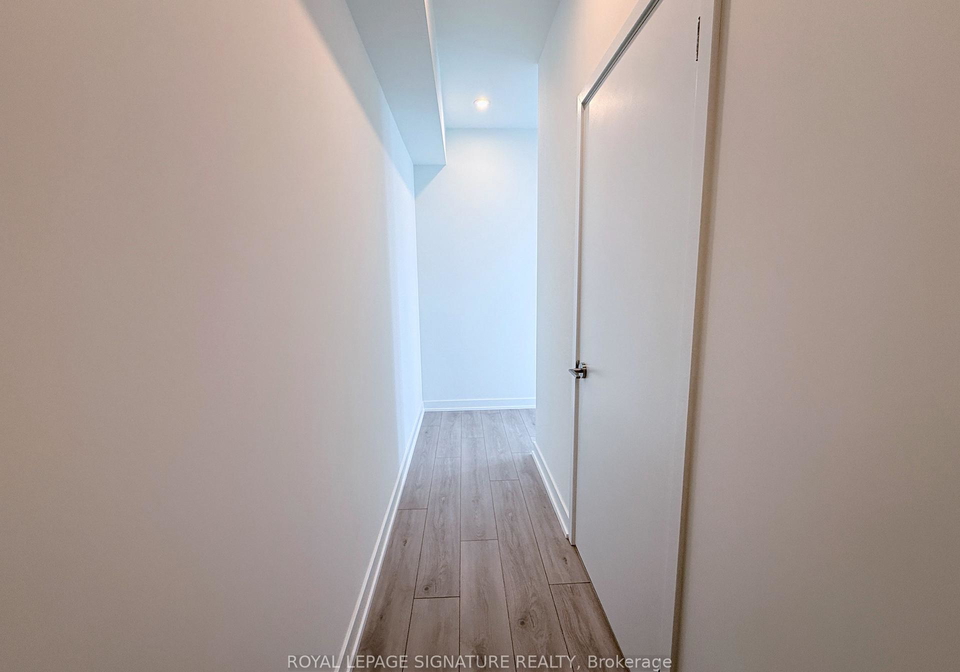 1-fairview-road-mississauga-ontario-w13043560