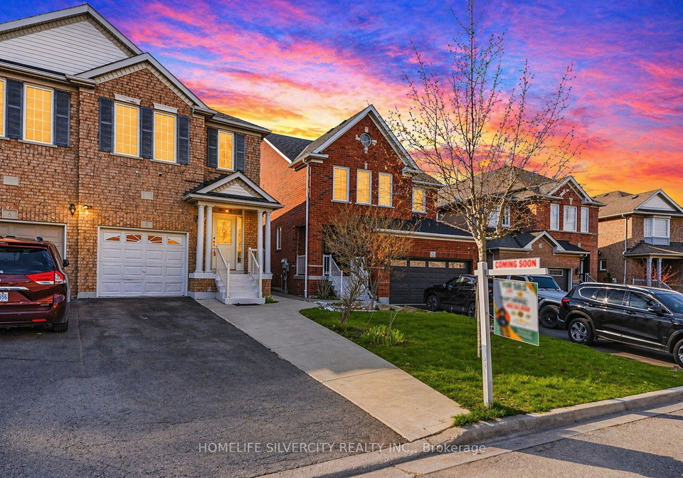 8-oak-gardens-court-brampton-ontario-w13043562
