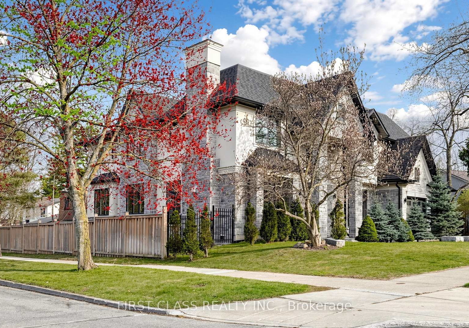 2194-elmhurst-avenue-oakville-ontario-w13043704