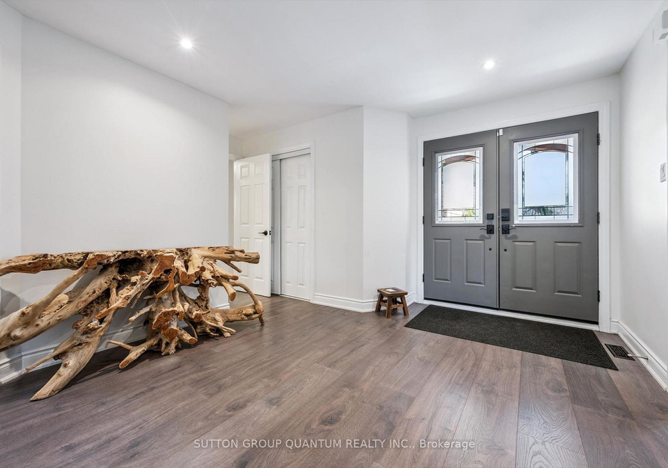 1496-tanner-court-oakville-ontario-w13043734