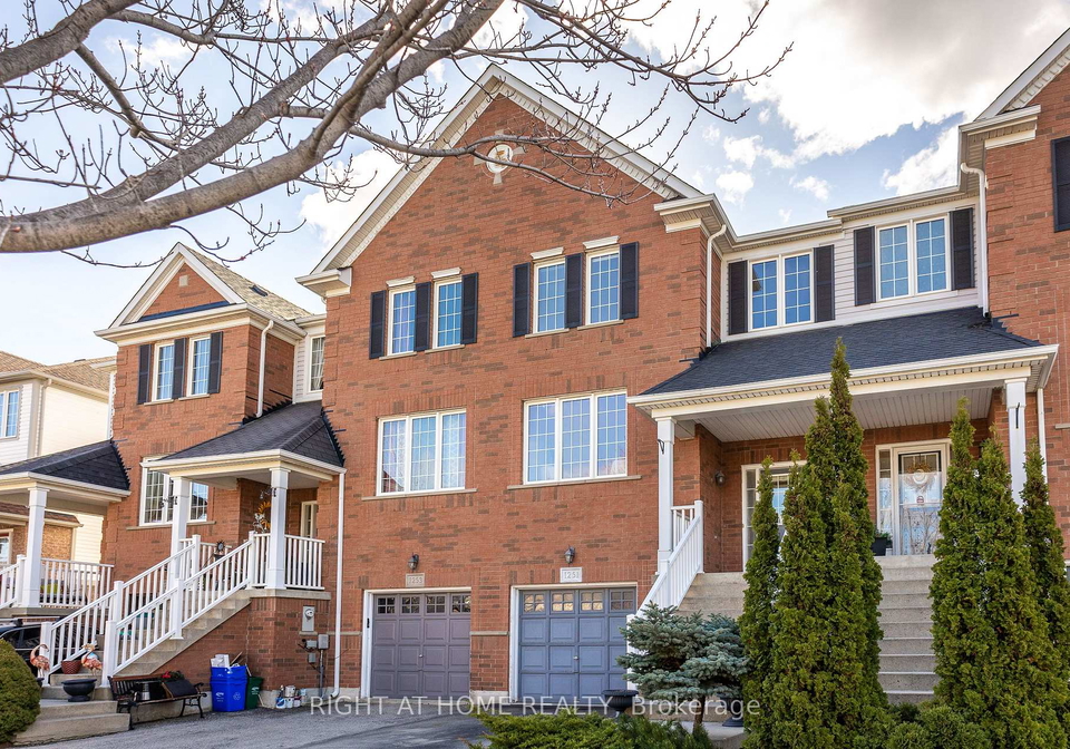 1251-lamont-crescent-milton-ontario-w13043922