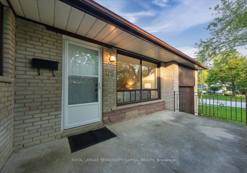 65-glenmanor-drive-oakville-ontario-w13043982