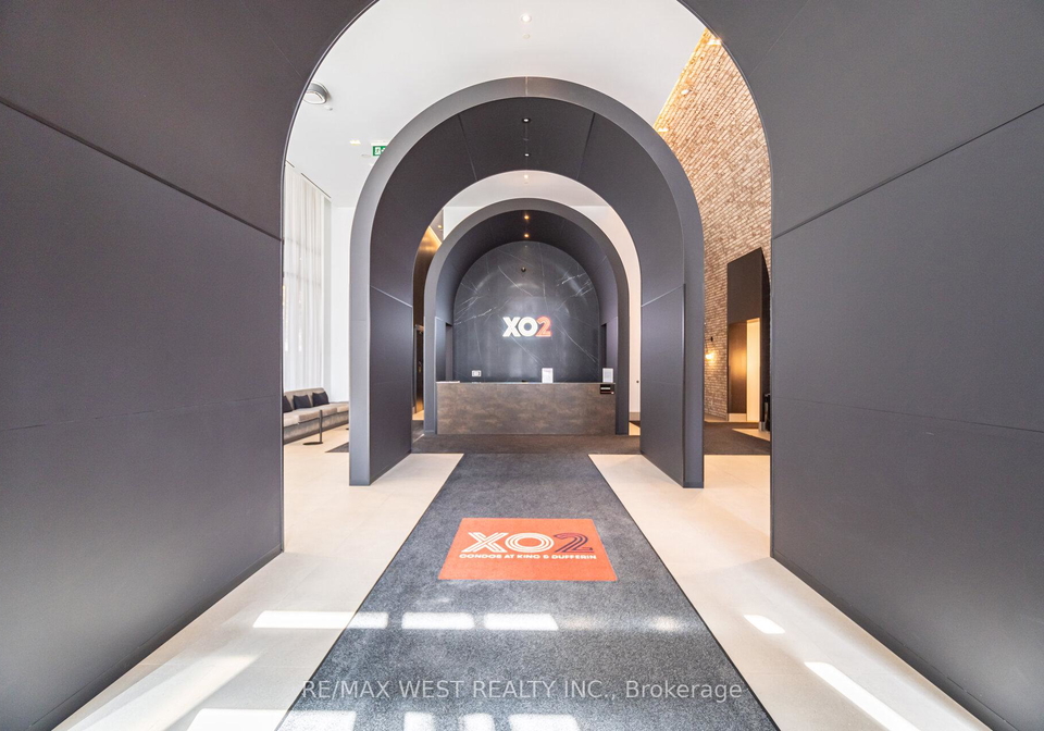 285-dufferin-street-toronto-ontario-w13044314