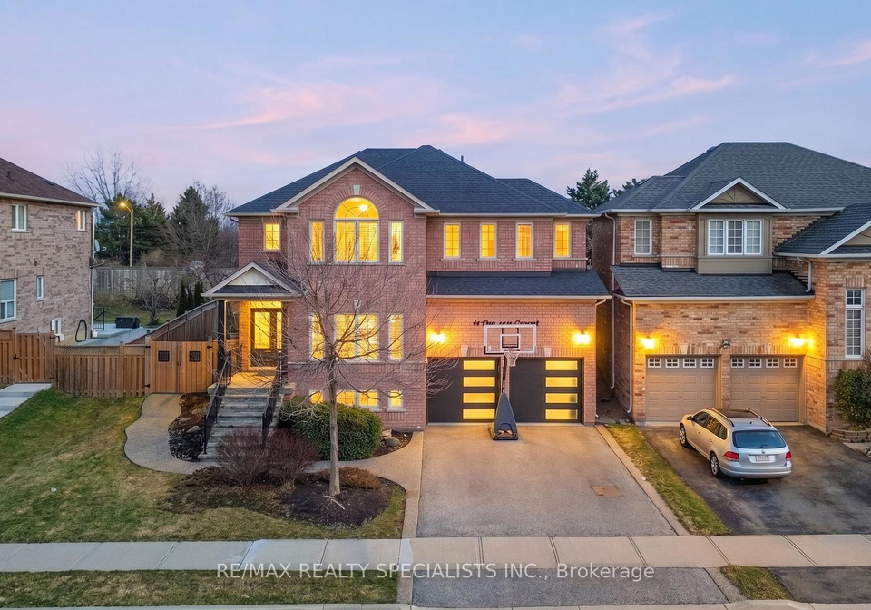 44-dunvegan-crescent-brampton-ontario-w13044550