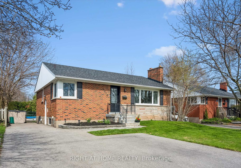 1275-royal-drive-burlington-ontario-w13044556