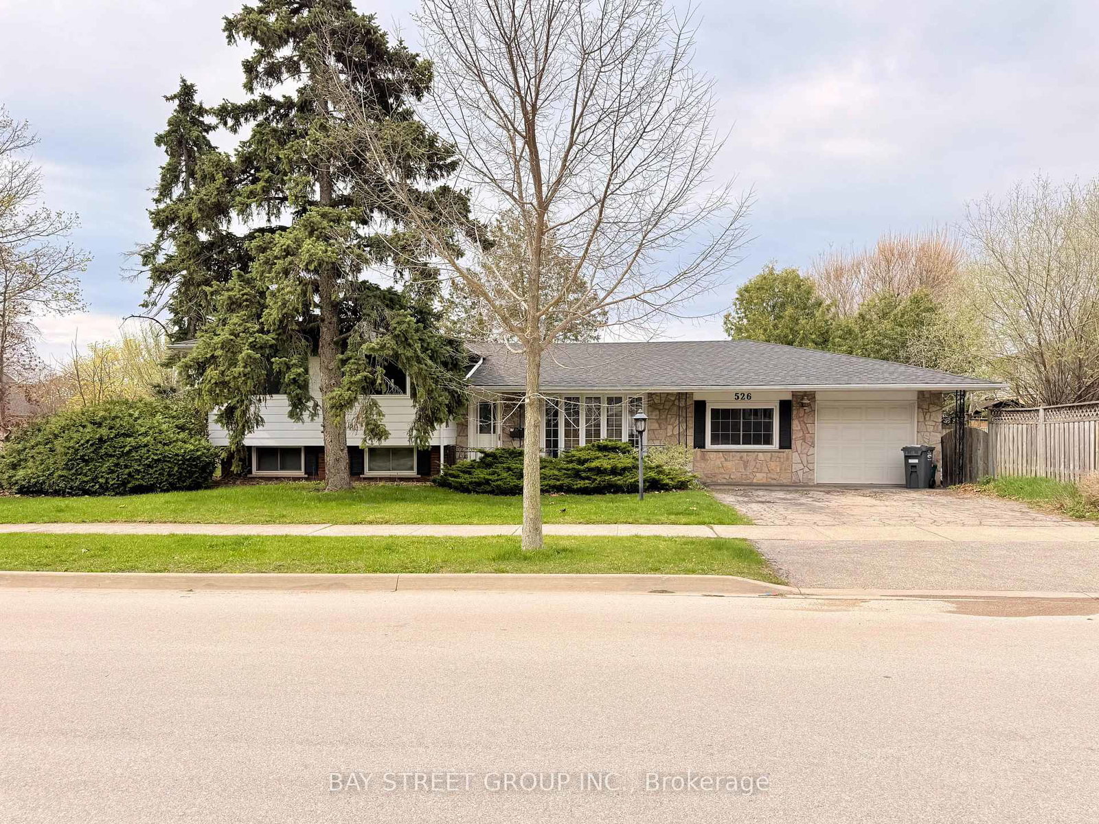 526-chamberlain-road-burlington-ontario-w13044610