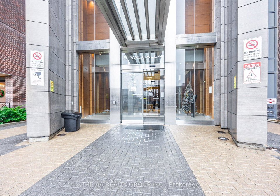 5-valhalla-inn-road-etobicoke-ontario-w13044946