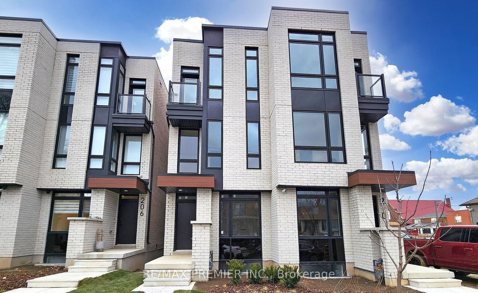 208-mcroberts-avenue-toronto-ontario-w13044976