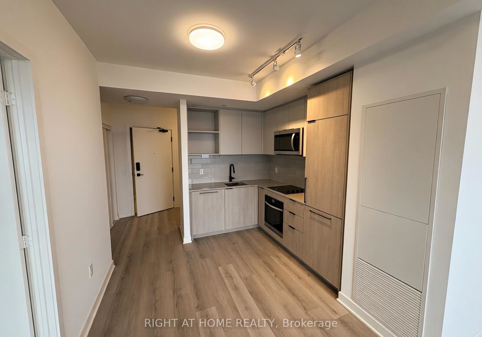 1185-dupont-street-toronto-ontario-w13045000