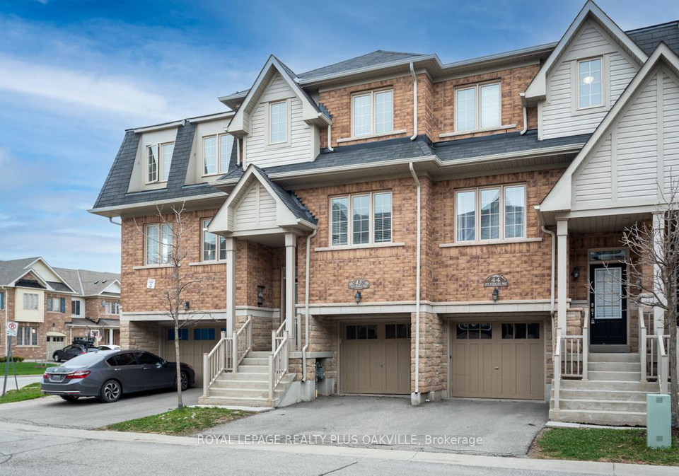 2171-fiddlers-way-oakville-ontario-w13045086