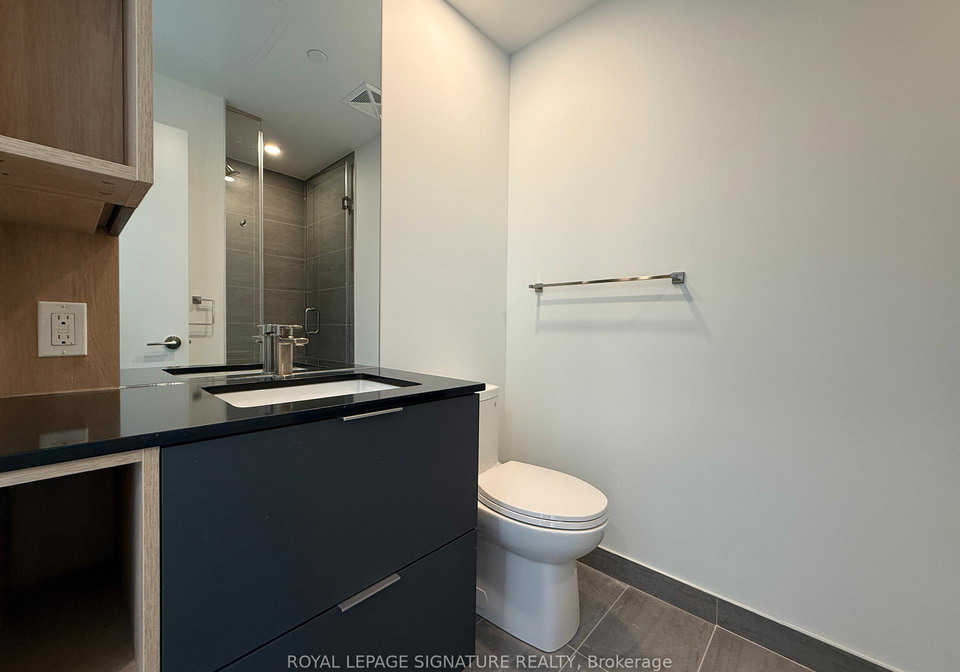 1-fairview-road-mississauga-ontario-w13045096