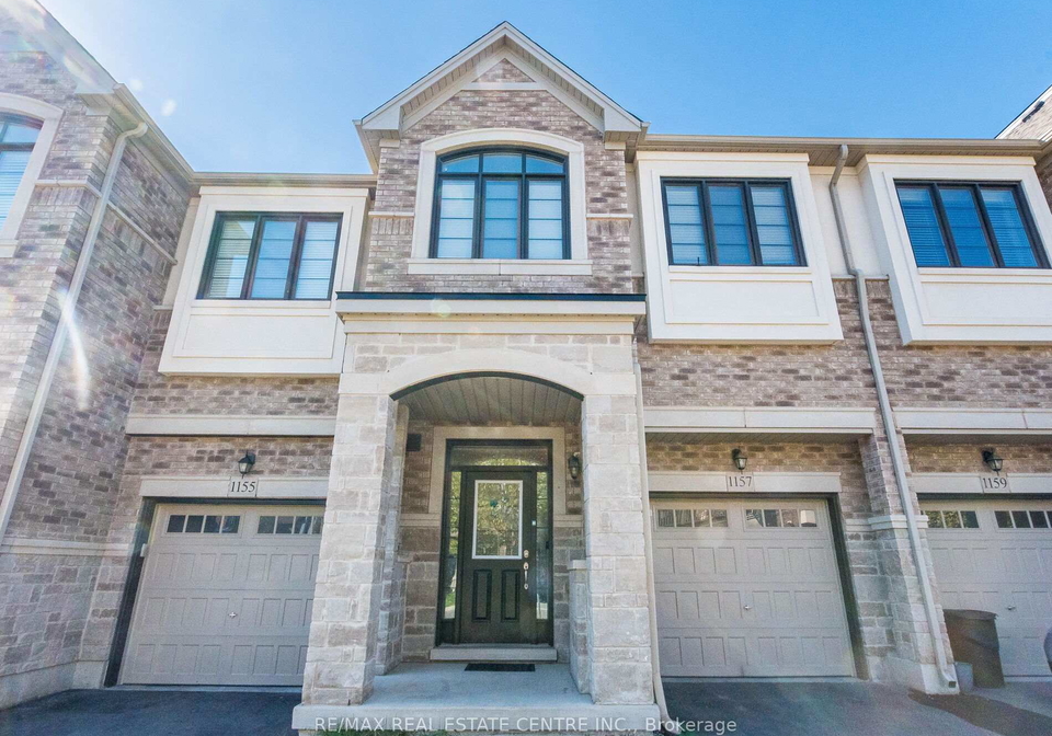 1157-restivo-lane-milton-ontario-w13045132