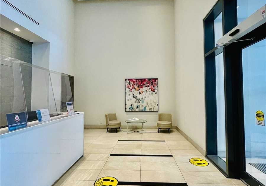 510-curran-place-mississauga-ontario-w13045288