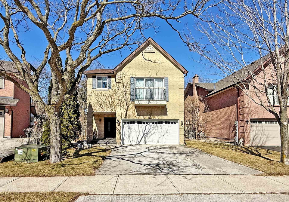 140-romain-crescent-oakville-ontario-w13045476
