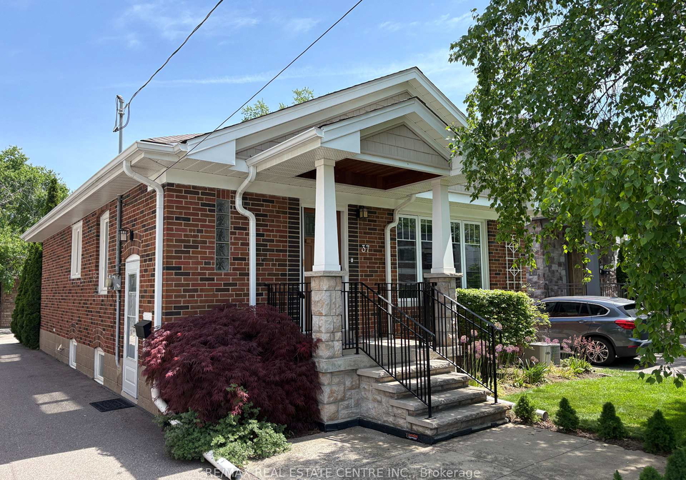 37-maple-avenue-n-mississauga-ontario-w13045502