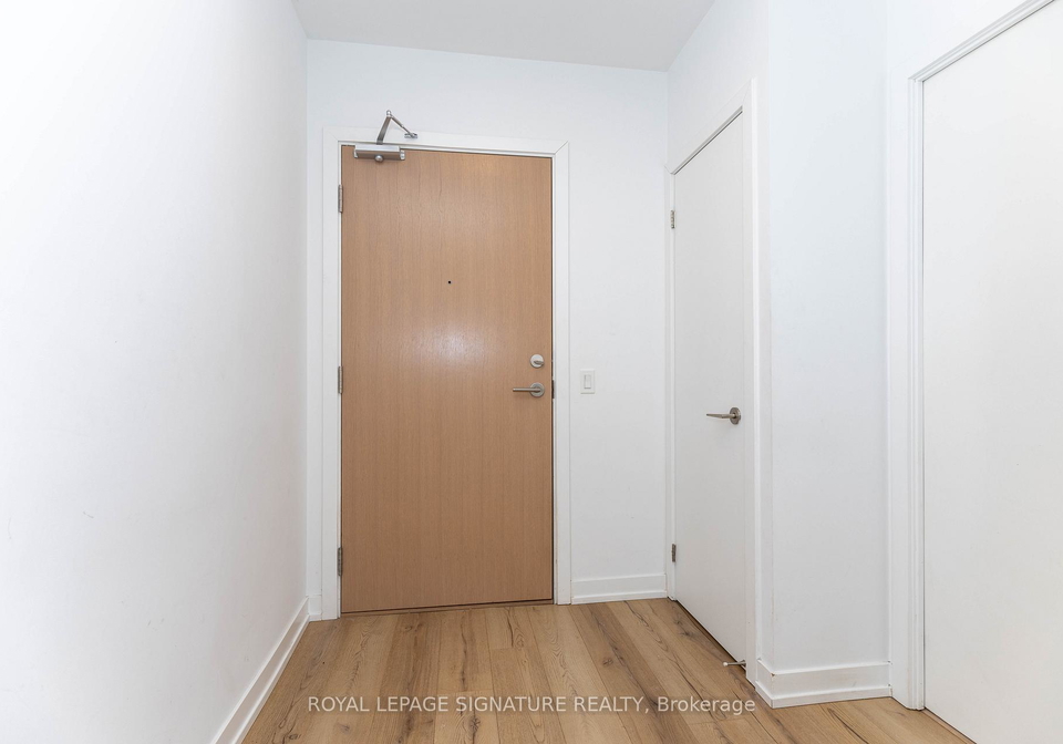 1195-the-queensway-etobicoke-ontario-w13045662