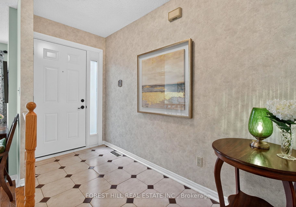 4635-regents-terrace-mississauga-ontario-w13045746