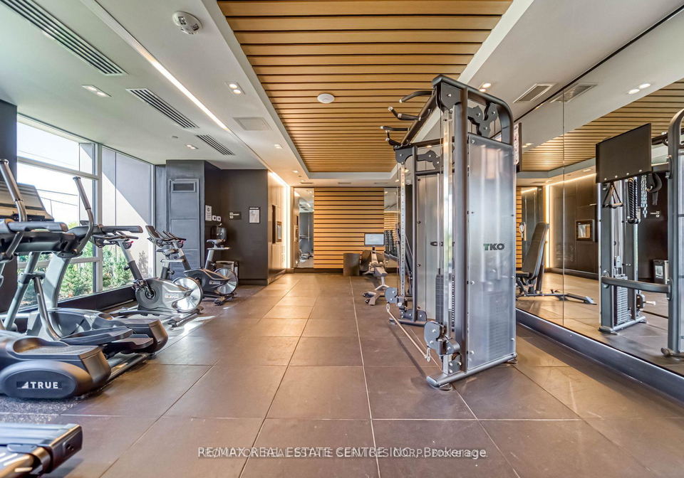 345-wheat-boom-drive-oakville-ontario-w13045756