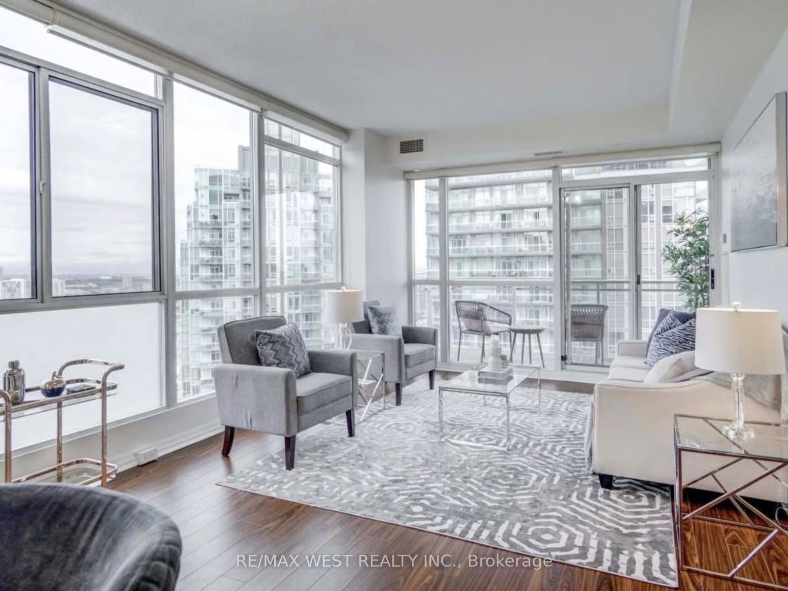 225-webb-drive-mississauga-ontario-w13045820