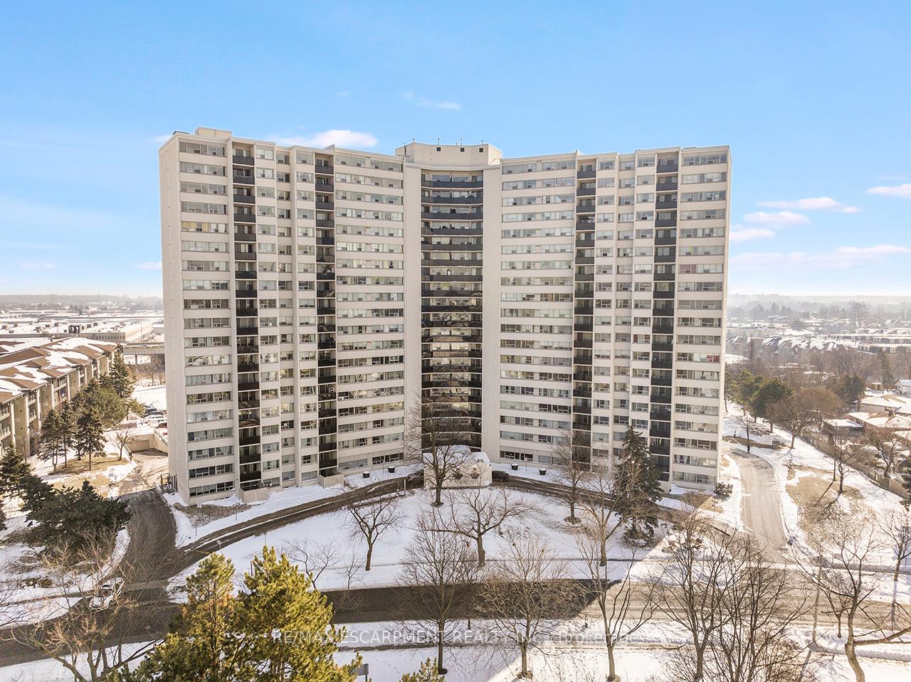 530-lolita-gardens-mississauga-ontario-w13045864