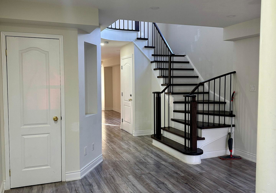 5950-shelford-terrace-mississauga-ontario-w13045874