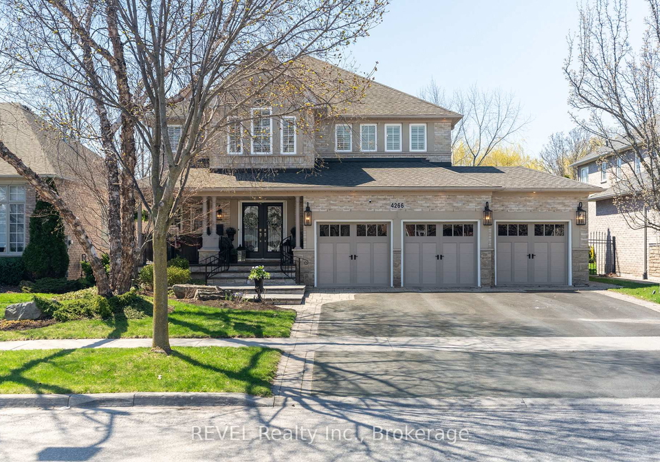 4266-clubview-drive-burlington-ontario-w13046200
