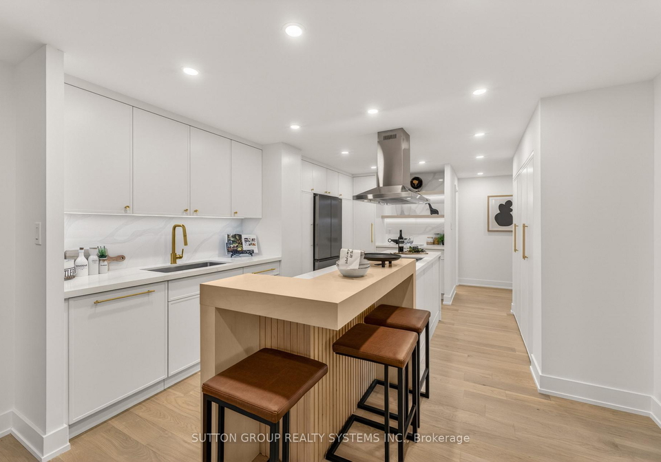 820-burnhamthorpe-road-etobicoke-ontario-w13046322