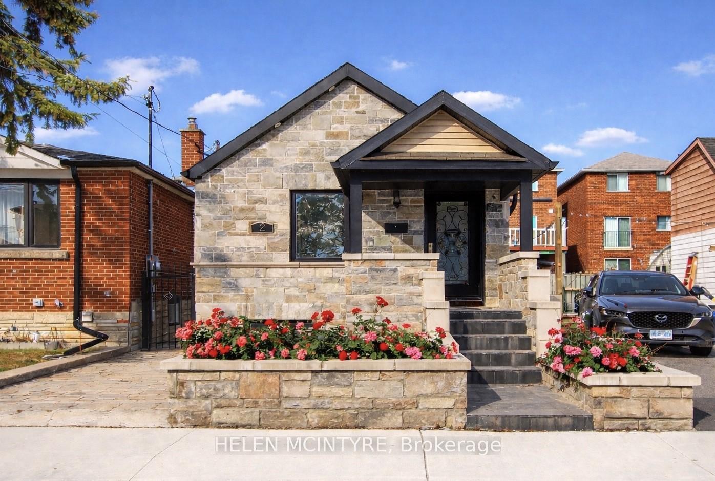 2-birch-tree-crescent-north-york-ontario-w13046360