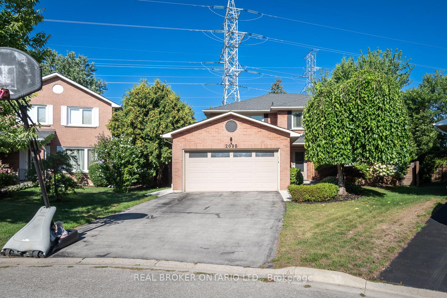 2098-edgebank-court-burlington-ontario-w13046382