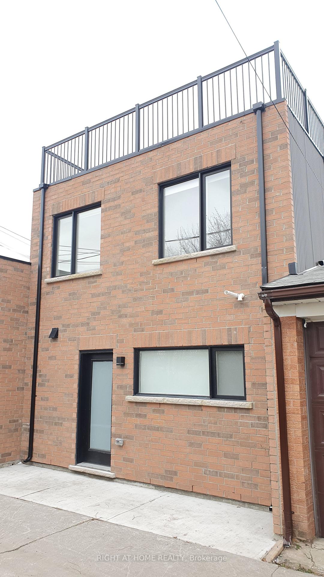 106-lappin-avenue-toronto-ontario-w13046556