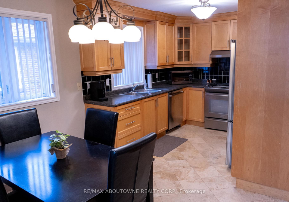 283-lanor-avenue-etobicoke-ontario-w13046764