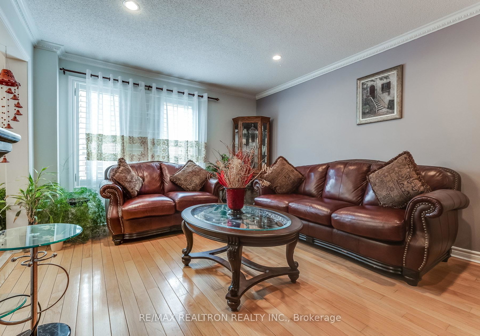 896-mandolin-place-mississauga-ontario-w13046768